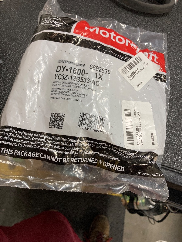 Photo 1 of ***FACTORY SEALED PACKAGING***Motorcraft Glow Plug Switch - DY1600***FACTORY SEALED PACKAGING***