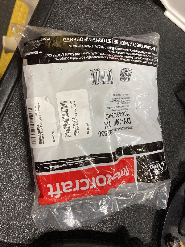 Photo 1 of ***PACKAGING IS FACTORY SEALED***Motorcraft DY876 Glow Plug Switch***PACKAGING IS FACTORY SEALED***