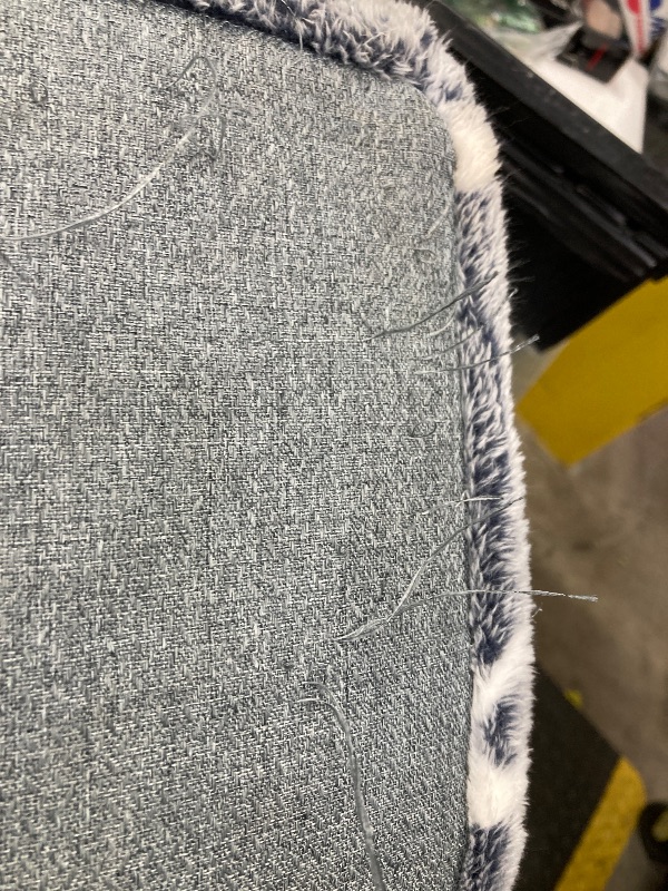 Photo 1 of ***SOME LONG THREADS ON BACK***VANKEAN Reversible Cool and Warm Dog Bed Mat for Crates - Stylish Pad With Waterproof Inner Linings and Removable Machine Washable Cover, Firm Support for Small to XX-Large Dogs, Grey***SOME LONG THREADS ON BACK***