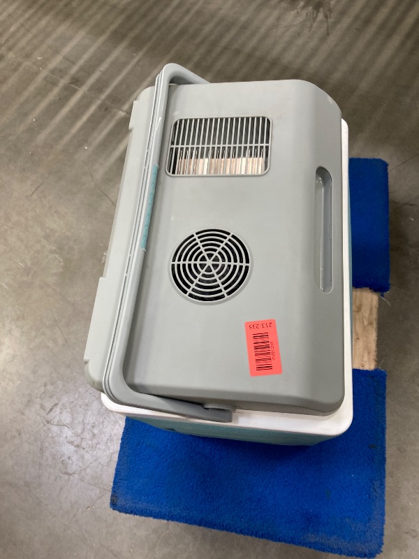 Photo 1 of ***VERY DIRTY INSIDE* HANDLE IS HARD TO MOVE FROM UP & DOWN POSITION***Pinnacle Thermoware Electric Cooler – Large 30L Portable Cooler for Hot and Cold Drinks and Food – 12v Travel Cooler for Car, Camper, RV, Van – Plug-In Cooler Refrigerator for Travel, 