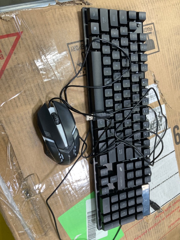 Photo 1 of ***DOES NOT WORK***STGAubron Gaming Desktop PC, AMD Ryzen 5 2400G, 16G DDR4, 512G SSD, RX 580 16G, 600M WiFi, BT 5.0, RGB Fan x6, Win 11 Home***DOES NOT WORK***