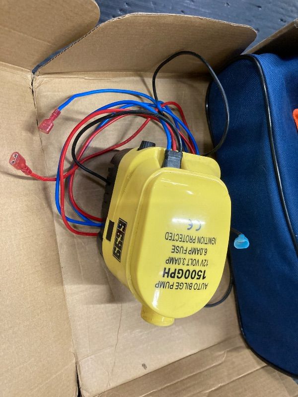 Photo 1 of ***WHAT YOU SEE IS EVERYTHING INCLUDED*NOTHING ELSE***AUTO BILGE PUMP 12V, 3.0 AMP, 6.0 AMP FUSE, IGNITION PROTECTED***WHAT YOU SEE IS EVERYTHING INCLUDED*NOTHING ELSE***