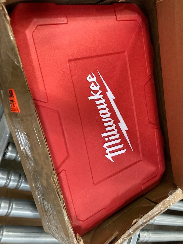 Photo 1 of ***MISSING 2 GRIPPING JAWS***Milwaukee 2674-20P M18 Short Throw Press Tool Kit w/ Viega PureFlow Jaws***MISSING 2 GRIPPING JAWS***