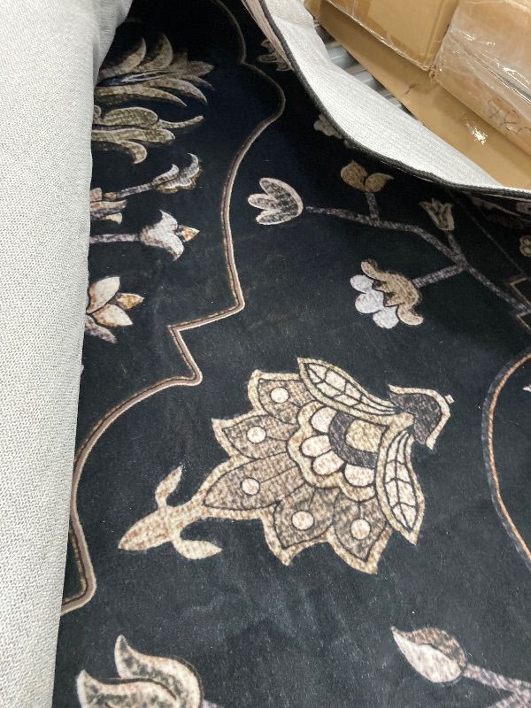 Photo 1 of '***THIS IS NOT AN EXACT MEASUREMENT BUT I TRIED***FARMHOUSE RUG APPROXIMATLEY 8.5' X 10'***THIS IS NOT AN EXACT MEASUREMENT BUT I TRIED***