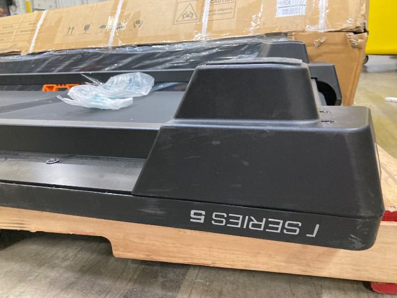 Photo 1 of **NO RERUNDS NO RETURNS/PARTS ONLY*******NordicTrack T Series 5 Starter Treadmill for Real Results