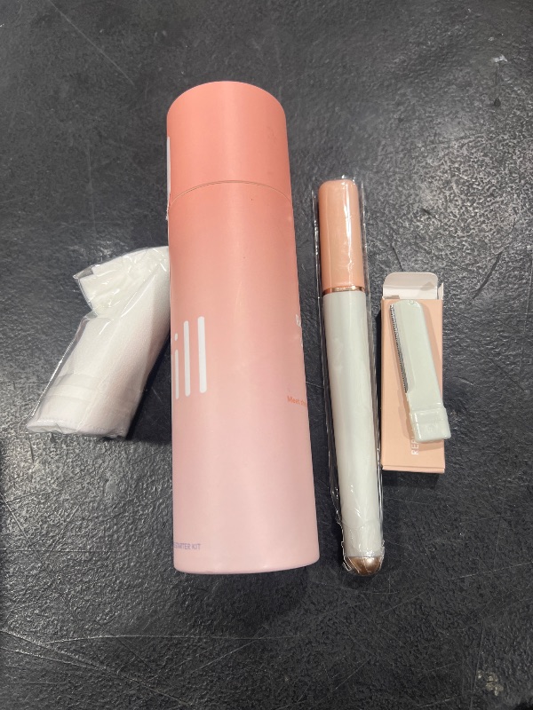 Photo 1 of Jill Razor Dermaplaning Kit