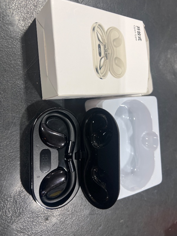 Photo 1 of wireless earbuds 