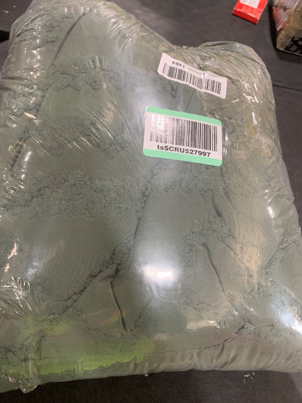 Photo 1 of Bedsure Boho Kids Duvet Cover Queen Size?Duvet Insert/Comforter not Included - Tufted Duvet Cover Queen for All Seasons,Soft Shabby Chic Boho Bedding (Olive Green, 90" x 90")