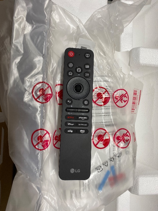 Photo 1 of FOR PARTS ONLY - LG 83-Inch Class OLED evo AI 4K G5 Series Smart TV w/Dolby Atmos, Dolby Vision, HDR10, AI Super Upscaling 4K, Filmmaker Mode, Wow Orchestra, Alexa Built-in (OLED83G5WUA, 2025)