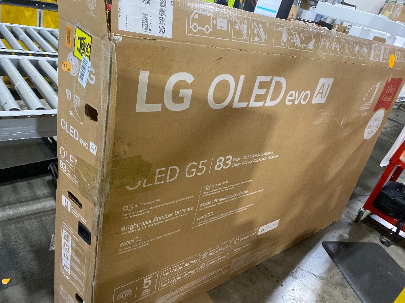 Photo 1 of FOR PARTS ONLY - LG 83-Inch Class OLED evo AI 4K G5 Series Smart TV w/Dolby Atmos, Dolby Vision, HDR10, AI Super Upscaling 4K, Filmmaker Mode, Wow Orchestra, Alexa Built-in (OLED83G5WUA, 2025)