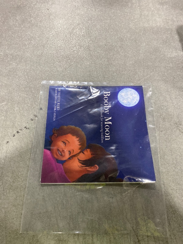 Photo 1 of Booby Moon: A weaning book for toddlers. Creating magic, wonder and ritual for a more joyful experience for all (Booby Moon Collection)
