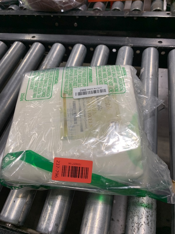 Photo 1 of 100 Disposable Linen Feel Guest Towels - Paper Hand Towels for Bathroom - Cloth Like White Paper Towel - Cocktail Hand Napkins - Highly Absorbent, Soft Fancy Guest Hand Towels 12" X 17" (Pack Of 100)