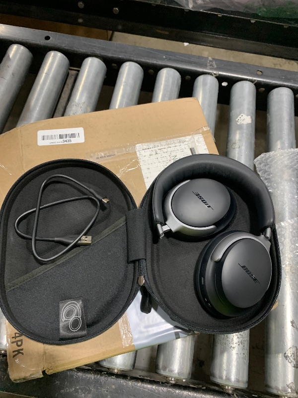Photo 1 of bose headphones unknown model 
