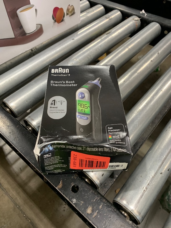 Photo 1 of Braun ThermoScan 7 Digital Ear Thermometer for Adults, Babies & Infants, Age-Adjusted Fever Guidance, No. 1 Brand Recommended by Pediatricians