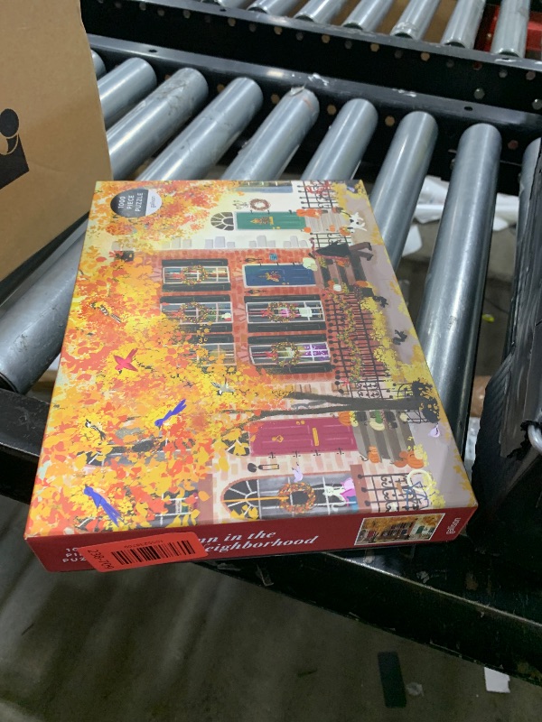 Photo 1 of 1000 pc puzzle 