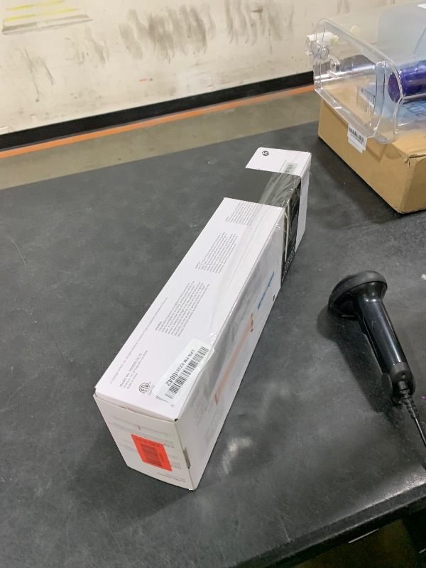 Photo 1 of T3 SinglePass Curl X Extra-Long Barrel 1", 1.25", 1.5" Curling Iron with 9 Heat Settings and Ceramic Barrel for Fast Styling and Lasting Results on All Hair Types