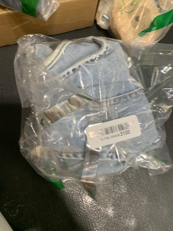 Photo 1 of SHENHE Women's Denim Vest Button Down Sleeveless Jean Vest Top Y2K Cropped Denim Top Cowgirl Western Outfits Blue XS