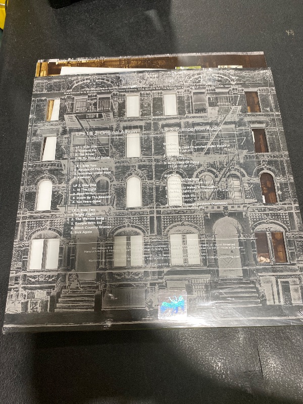 Photo 1 of Physical Graffiti (50th Anniversary Deluxe Edition 3LP)