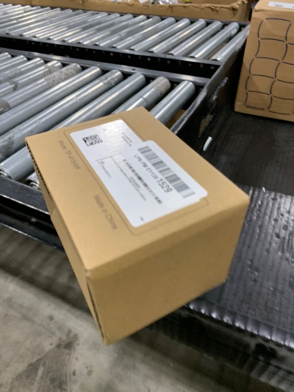 Photo 1 of MAXvolador E12 LED 60W Equivalent Daylight White 5000K Ceiling Fan Bulbs, 600LM CRI 85+ Small Base Candelabra Bulbs, 6W Non-Dimmable, Pack of 6