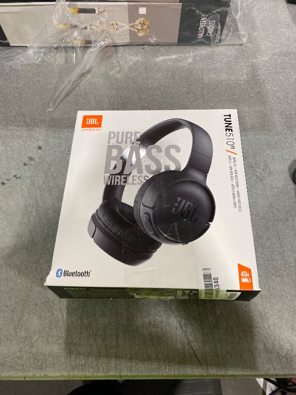 Photo 1 of JBL Tune 510BT - Bluetooth headphones with up to 40 hours battery, microphone for call, foldable and comfortable, Android and iOs compatible (Black)