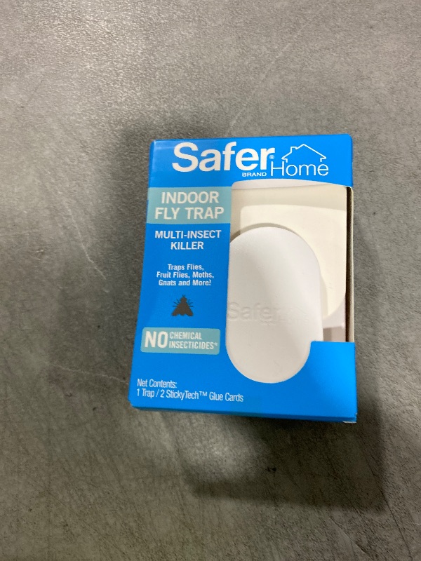 Photo 1 of Safer Home Indoor Plug-in Fly Trap - SH502-1R5SR - Effective Fruit Fly Traps for Indoors, Gnat Traps for House Indoor, 400 Sq Ft Protection - Style: 1 Device + 5 Glue Cards