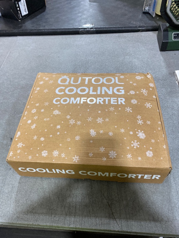 Photo 1 of QUTOOL® Cooling Blankets for Hot Sleepers Summer Comforter for Night Sweats Twin Size, Double-Sided Cold Blanket Q-Max>0.4 Tech, All-Season Bedding Lightweight Breathable Comforter Gray 68"x90"