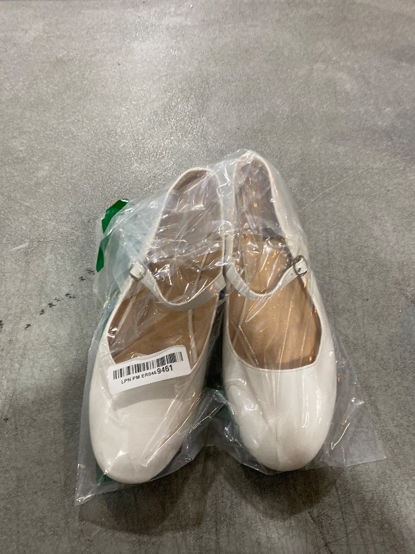 Photo 1 of Rekayla Women's Mary Jane Shoes Comfortable Slip on Round Toe Ballet Flats White Size 10