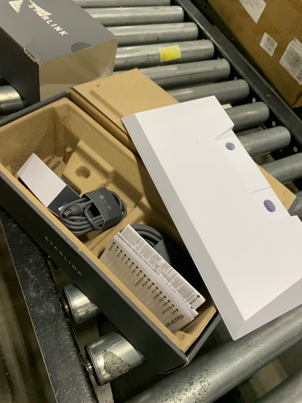Photo 1 of Mesh Router for Starlink Gen 3 with WiFi 6 | Works with Gen 1/2 Rectangular Dish and Gen 3 Flat Dish, White, UTR-32
