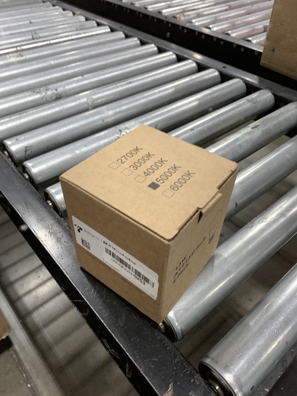 Photo 1 of MAXvolador A19 LED Light Bulbs, 100 Watt Equivalent LED Bulbs, Daylight White 5000K, 1500LM, E26 Base, Non-Dimmable, 13W Bright LED Bulbs, 4-Pack