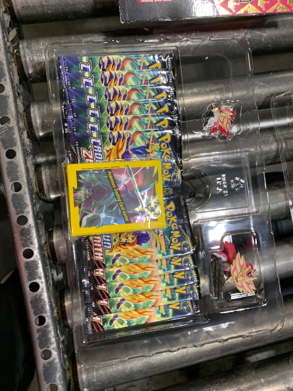 Photo 1 of Pokemon Crown Zenith Shiny Zamazenta Premium Figure Collection