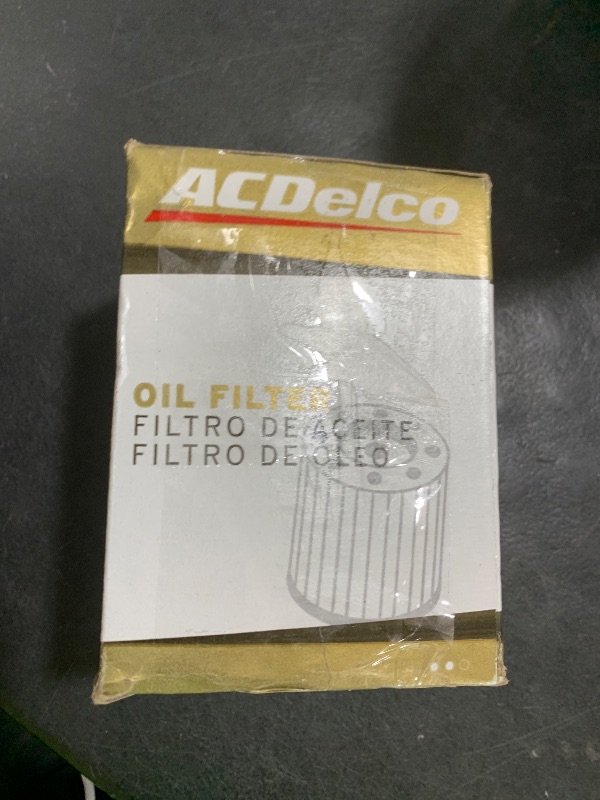 Photo 1 of ACDelco GM Original Equipment PF970C (25014155) Engine Oil Filter