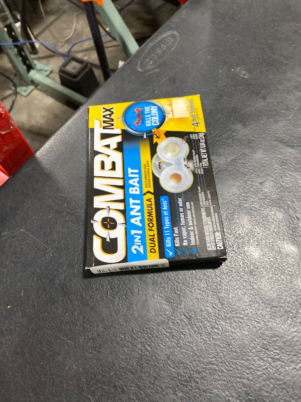 Photo 1 of Combat Max 2 in 1 Ant Bait Station, 4 Count