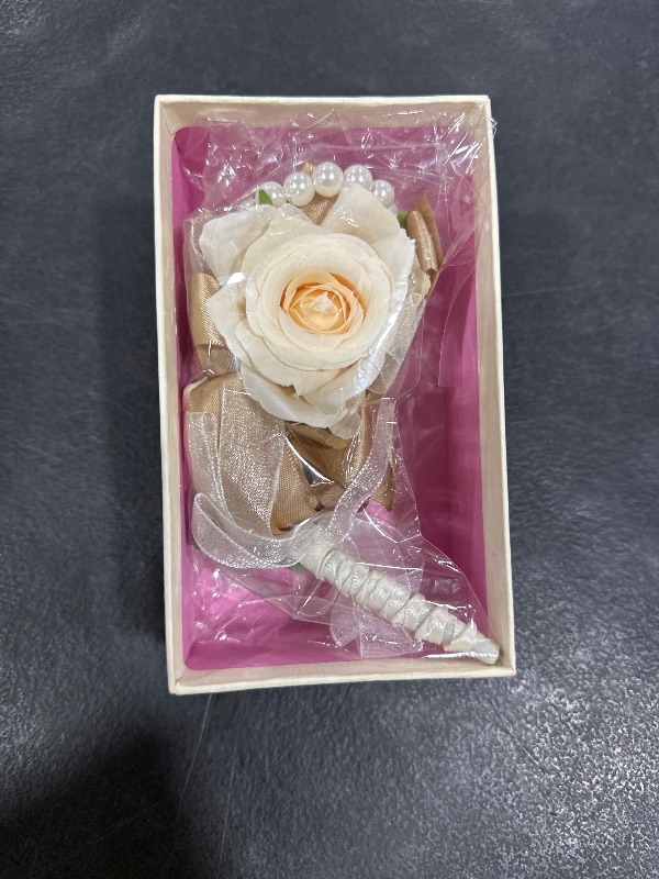 Photo 1 of Flower accesory