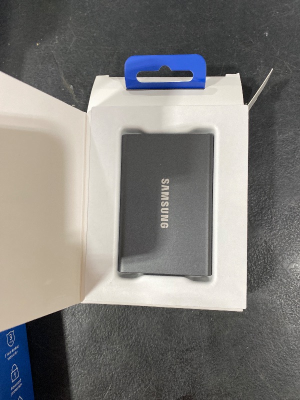 Photo 1 of SAMSUNG T7 Portable SSD, 2TB External Solid State Drive, Speeds Up to 1,050MB/s, USB 3.2 Gen 2, Reliable Storage for Gaming, Students, Professionals, MU-PC2T0T/AM, Gray