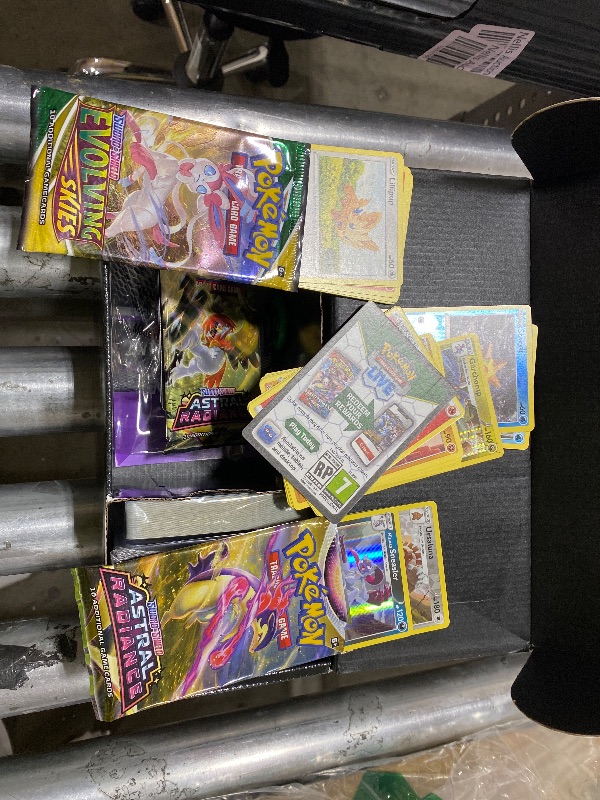 Photo 1 of Pokemon TCG: Trainer s Toolkit