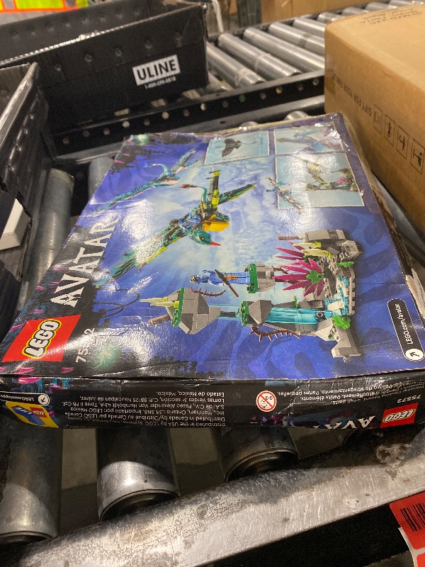 Photo 1 of LEGO Avatar Jake & Neytiri First Banshee Flight 75572 Building Toys - Pandora Movie Inspired Set with 2 Banshee Figures, 2 Minifigures, Glow in The Dark Elements, Great for Kids Ages 9+