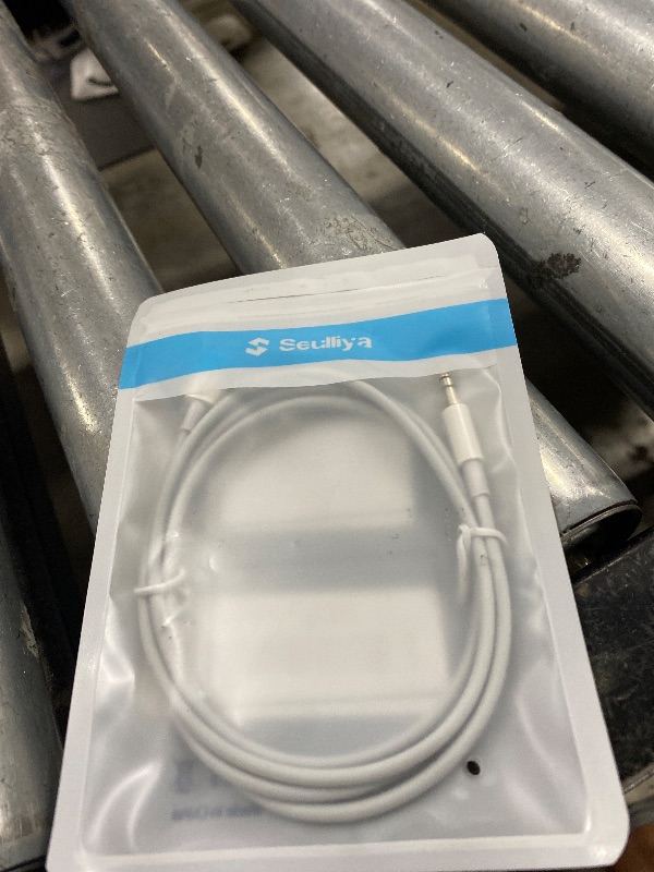 Photo 1 of (Apple MFi Certified) iPhone AUX Cord,Lightning to 1/8 Inch Audio Cable,3.3ft, Headphone Jack Adapter Male Aux Stereo Audio Cable Compatible for iPhone 14/13/12/11/XR/X/8/7 (White)