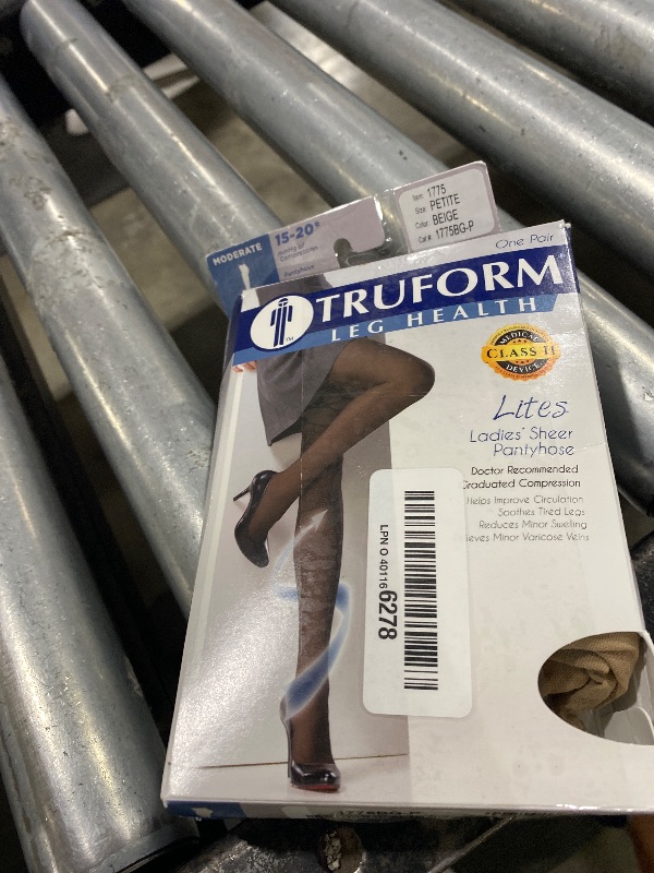Photo 1 of Truform 15-20 mmHg Compression Pantyhose, Sheer 20 Denier Women's Shaping Tights, Beige, Petite