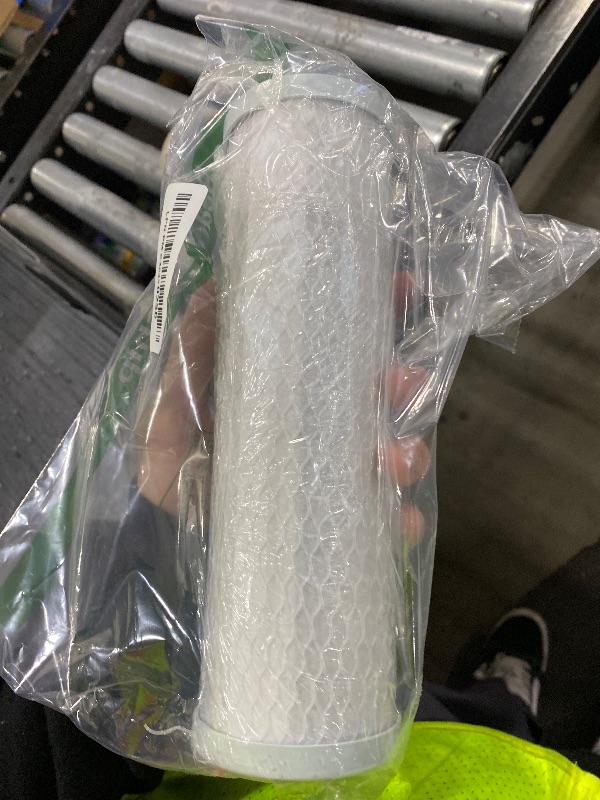 Photo 1 of Pentair OMNIFilter CB3 Carbon Water Filter, 10" Undersink Carbon Block Taste & Odor Replacement Filter Cartridge, NSF Certified to Reduce PFOA/PFOS, 10" x 2.5", 0.5 Micron