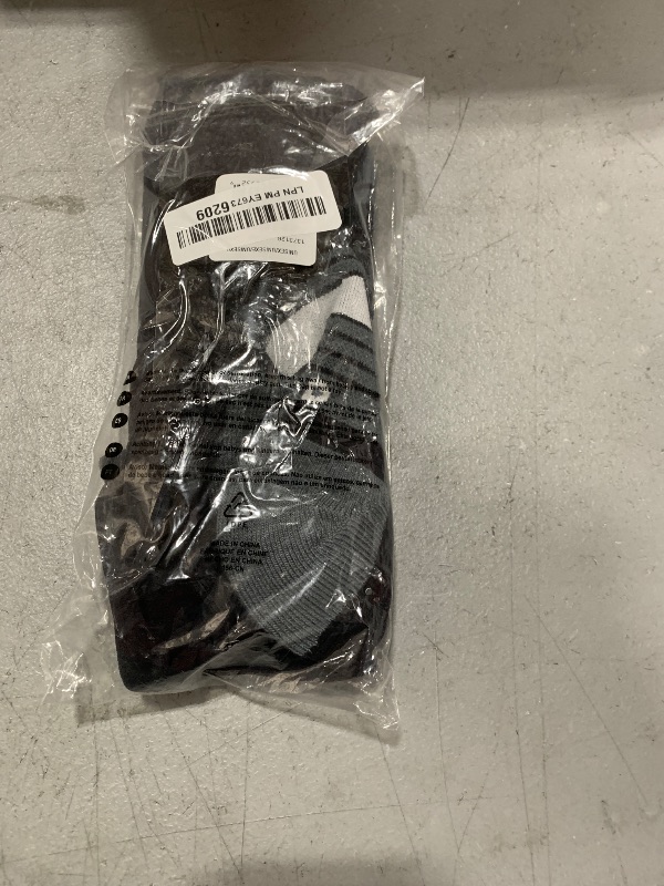 Photo 1 of Under Armour Unisex-Adult Magnetico Over the Calf Socks 1 Pack, (001) Black/Pitch Gray/White, Medium