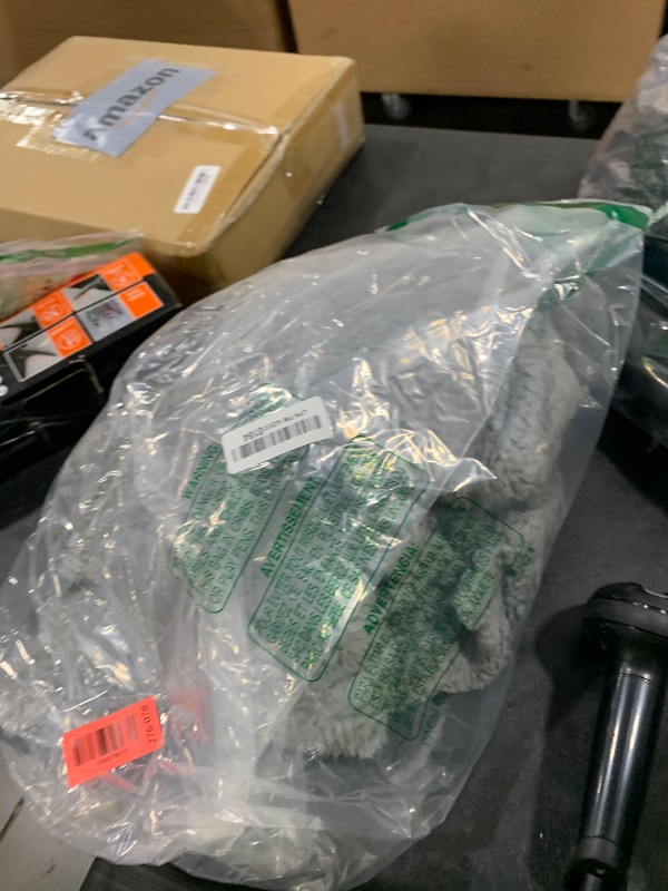 Photo 1 of 1 Pack 3 Calming Blankets Fluffy Premium Fleece Pet Blanket Soft Sherpa Throw for Dog Puppy Cat Grey Small (23" x16'')