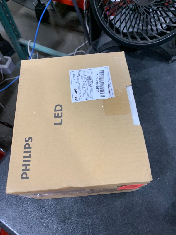 Photo 1 of PHILIPS LED 75W PAR30 2-Pack Ultra Definition Bright White (3000K) 850 Lumen (10.5W = 75W) Dimmable Flicker-Free Light Bulbs