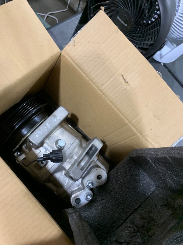 Photo 1 of ECCPP A/C Compressor with Clutch 1996-2000 Fit for Nissan Pathfinder 3.3L 1997-2000 Fit for INFINITI QX4 3.3L AC Compressor