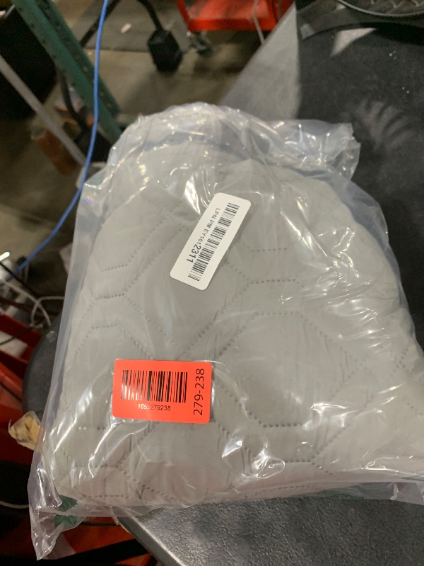 Photo 1 of Ameritex Waterproof Dog Bed Cover Pet Blanket for Furniture Bed Couch Sofa Reversible