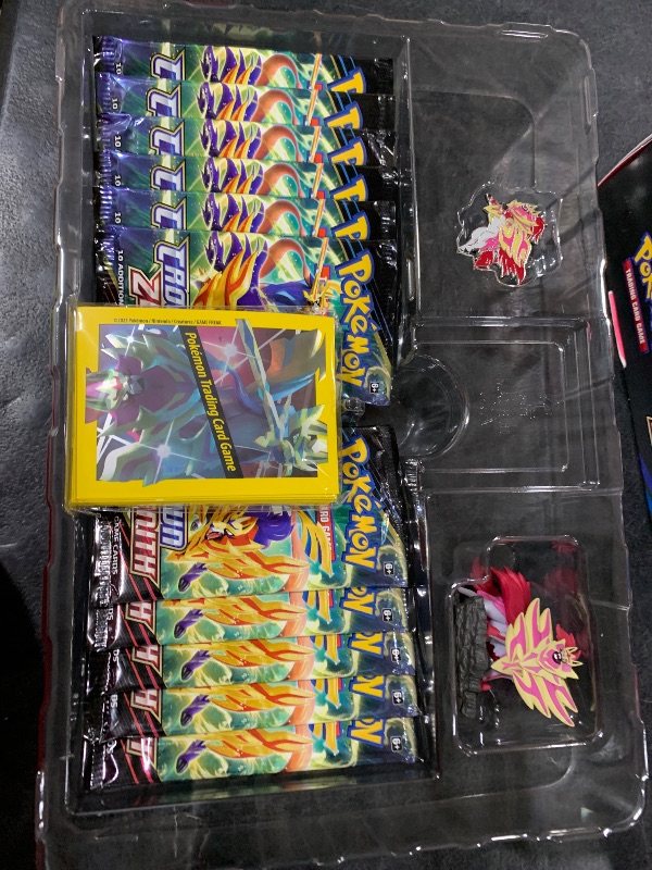 Photo 1 of Pokemon Crown Zenith Shiny Zamazenta Premium Figure Collection