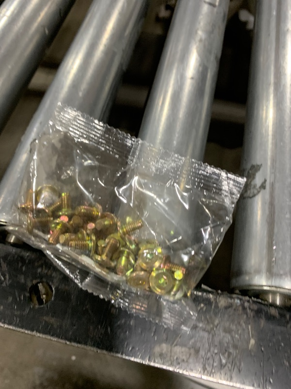 Photo 1 of pack of screws