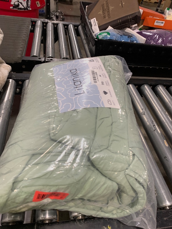 Photo 1 of Litanika Sage Green Oversized King Quilt Set Bedspread 120x120-3 Piece Lightweight Summer Comforter Coverlets, Boho Farmhouse Bedding Cover Bed Decor All Season(Super King - 1 Quilt, 2 Pillowcases)