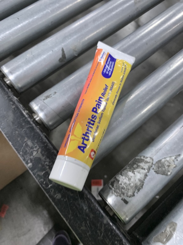Photo 1 of GenCare Arthritis Pain Relief Diclofenac Sodium Topical Gel 1 Percent (NSAID) - Clinically Proven Arthritis Pain Reliever - Compare to The Active Ingredient in Voltaren Gel (5.29 oz)