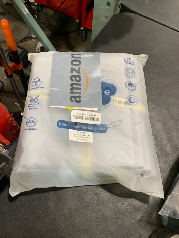 Photo 1 of MooMee Duvet Cover Set 100% Extra Long Staple Cotton 600 Thread Count Silky Sateen Smooth Luxury Soft Breathable Durable Hotel Quality Bedding, 3 Pieces (Pale Blue, King 104"x90")