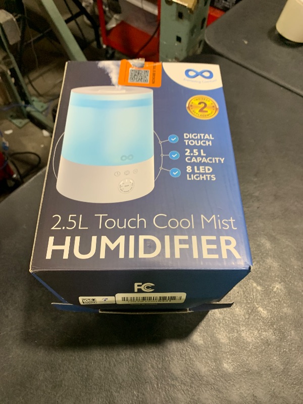 Photo 1 of Everlasting Comfort 2.5L Top Fill Humidifiers for Bedroom, 2.5L - Quiet Easy to Fill & Clean, 24HR Runtime, Night Lights, Timer, Ultrasonic Cool Mist Humidifier, Auto Shut-Off, Essential Oil Diffuser